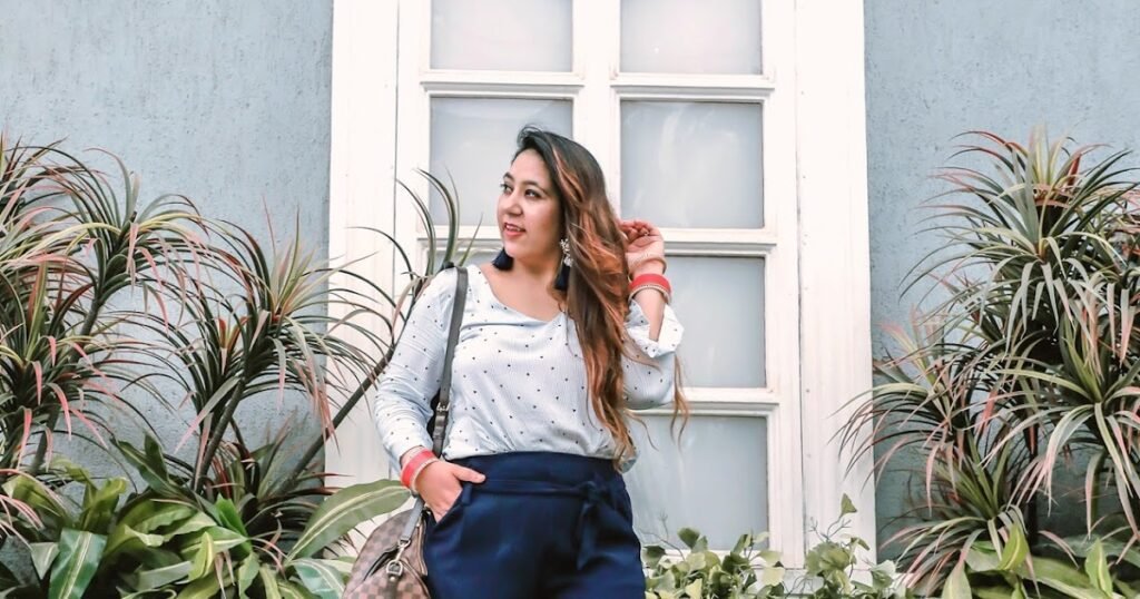 OOTD : The Perfect 9 to Late Look | Work to Play Outfit Ideas | The Shopaholic Diaries