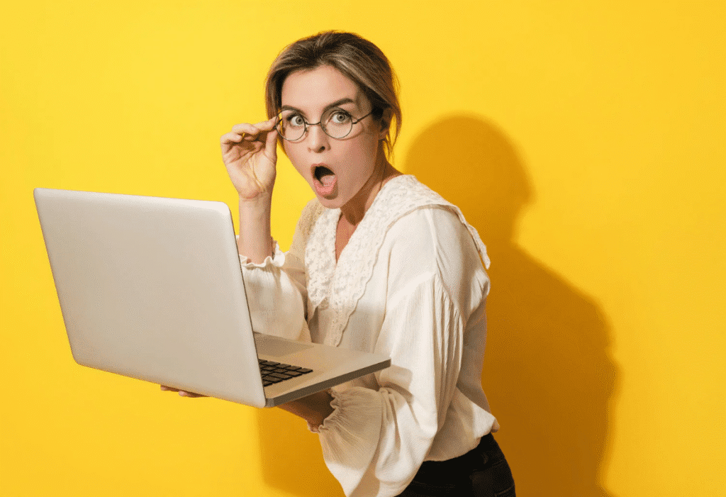 Protect Your Eyes in Style: The Blue Light Glasses Every Blogger Needs