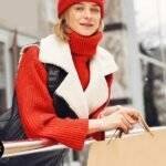 How to Wear a Turtleneck Sweater Stylishly: 7 Ways